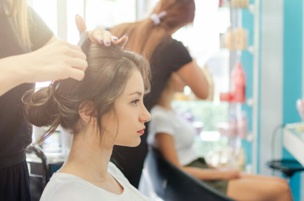 美容院　ヘアセット　イメージ