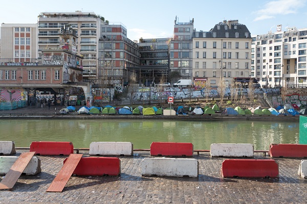 Migrants du canal Saint Martin à Paris