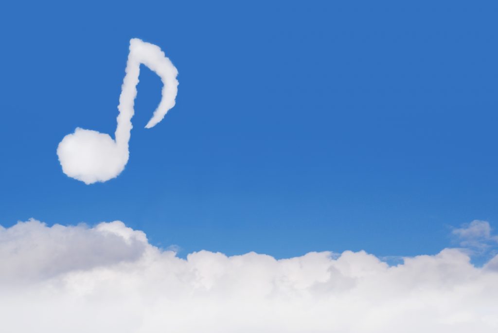 音符と雲