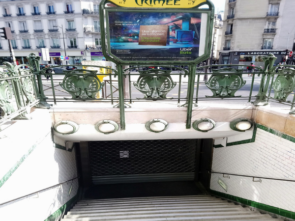 パリの地下鉄スト