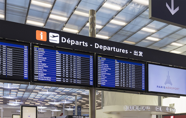 パリ シャルル ド ゴール空港 コロナでターミナル４の夢破れ France 365 最新のフランス旅行情報 現地情報