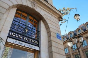 仏ルイ・ヴィトン LVMHグループ　コロナ禍で過去最高益　 2021年上半期