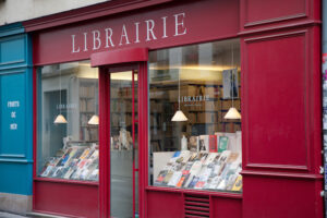 パリでブックフェスティバル2023開催、フランス人の86％が文学好き