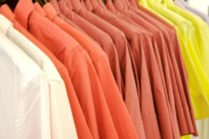 フランスで衣服の販売量が減少、服飾チェーンが相次ぎ倒産のわけ