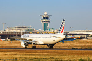 パリ　オルリー空港の利用客数回復、この夏コロナ前の水準超え
