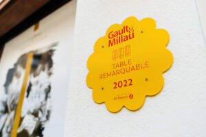 仏有力グルメガイド〝Gault & Millau〟が選ぶ今年の最優秀ソムリエにクラン氏