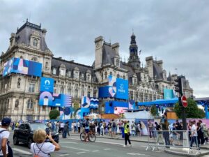 パリ五輪　メダル獲得で快挙のフランス　メダルのご褒美はおいくら