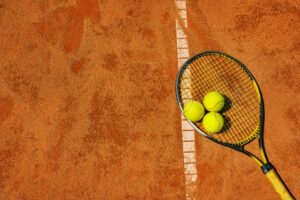 全仏オープンテニス2025　ラケット破壊する選手へのメーカー側の対策いかに