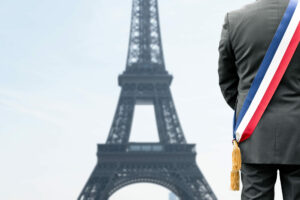 仏統一地方選、パリ市長に左派グレゴワール氏　ちょっと特殊なパリ市長選とは