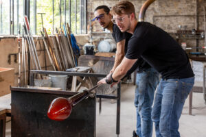 パリの街角で職人に出会う！「Journées de l’Artisanat à Belleville」